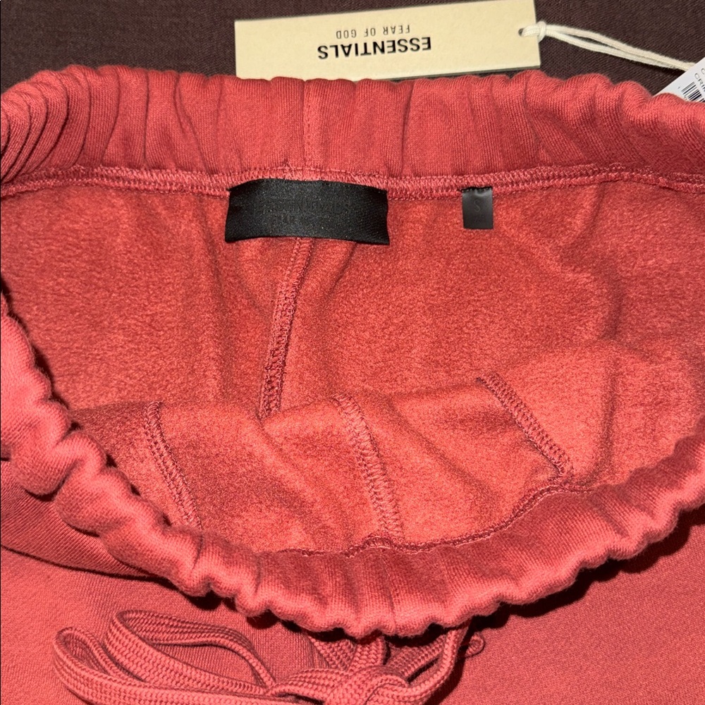 NEW Essentials Fear of God Crimson Straight Leg Sweatpants Authentic 💯 - Picture 4 of 5
